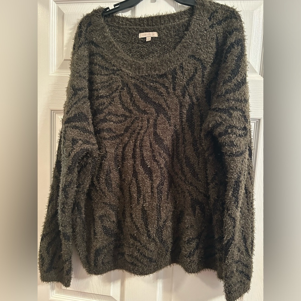 Waverly 1X sweater